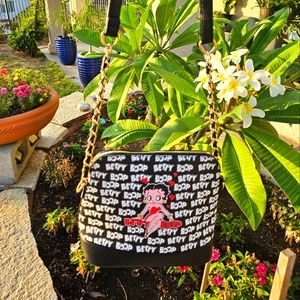 Cute Betry boop purse